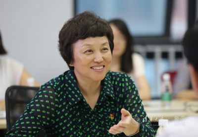 陈旭参加地学系教授林岩銮入党发展会